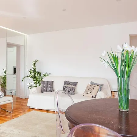דירה Alfama Delight Panoramic River And Historic Views 3 Bedrooms And 2 Bathrooms Ac 18th Century Building